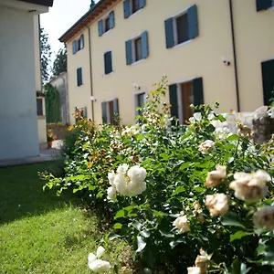 Séjour à la ferme Albarello, Sona