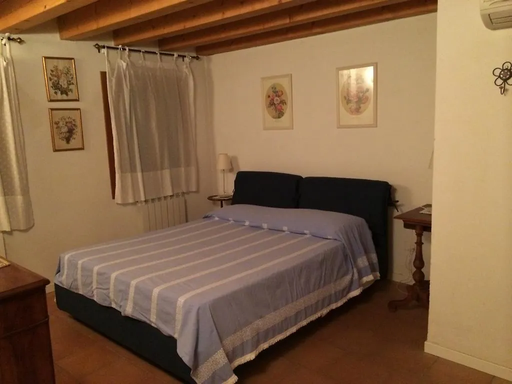Apartmán Villa Pastori Mira